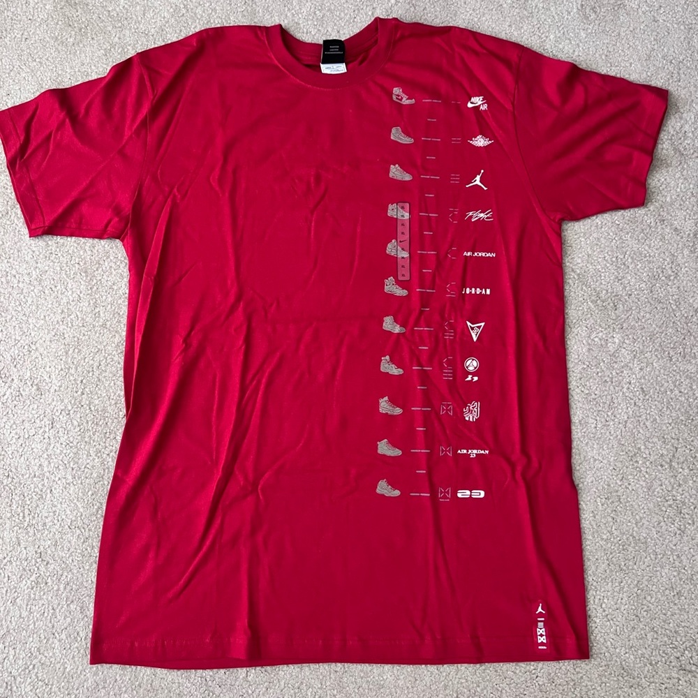 NIKE XL t-shirt Jordan shoes, new